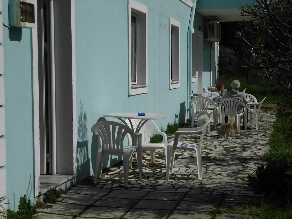 Tom'S House Apartment Skriperon Exterior foto