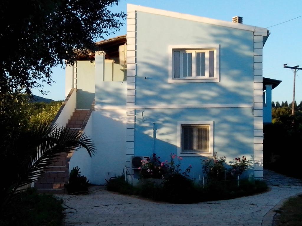 Tom'S House Apartment Skriperon Exterior foto