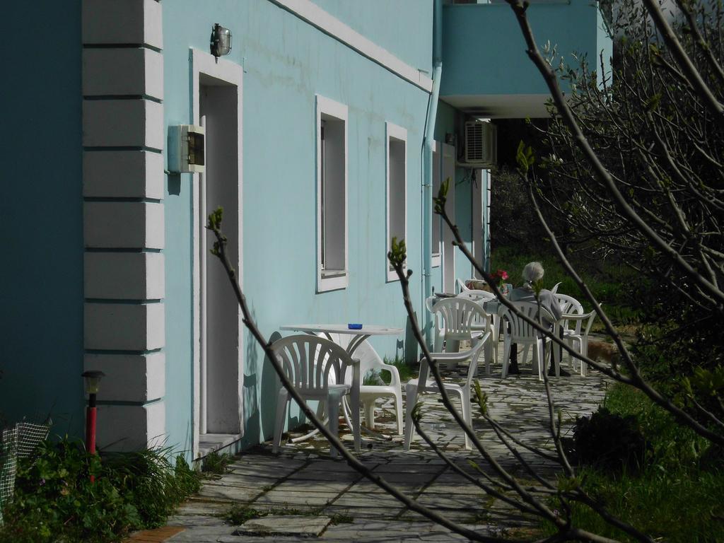 Tom'S House Apartment Skriperon Exterior foto